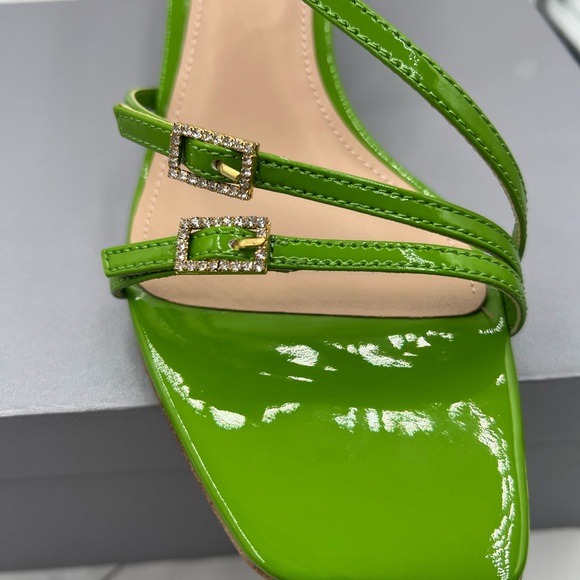 NWT Anthropologie Lola Cruz Asymmetrical‎ Buckle Heels - 38 - Picture 3 of 8